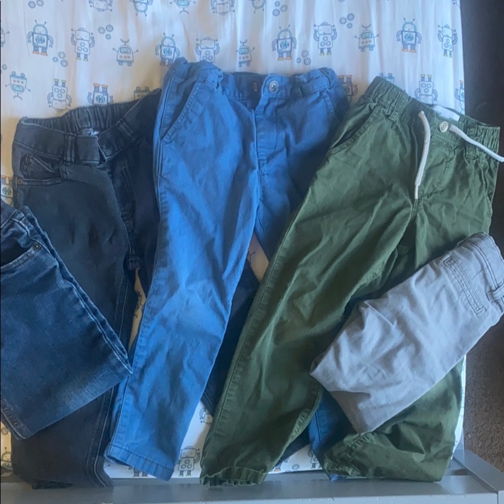 Bundle of 5 pairs of 4T boys pants